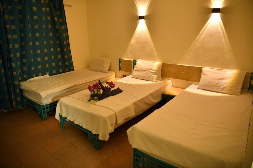 Фотография Sunset Hotel 3*