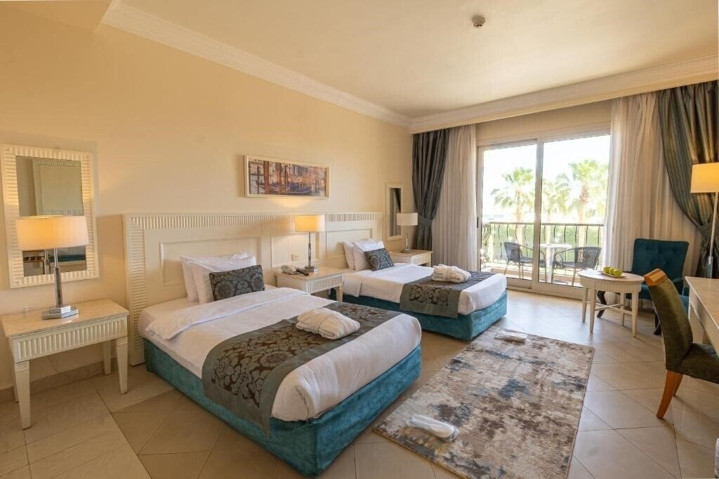 Готель IL Mercato Hotel 5*