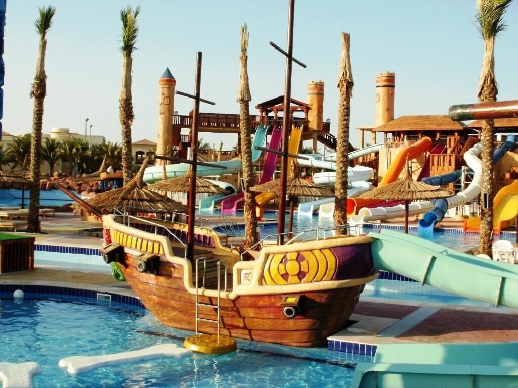 Фотографія Edge by Rotana Sea Beach 4*