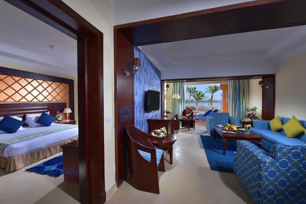 Фото Sea Beach Resort & Aqua Park (ex. Dessole Sea Beach Aqua Park Resort) 4*