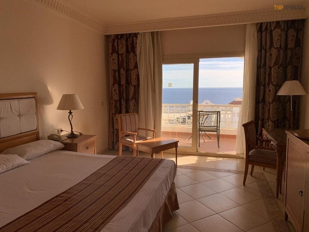 Фото Continental Plaza Beach Resort (ex. Intercontinental Sharm El Sheikh, Continental Plaza Beach Resort & Aqua Park) 4*