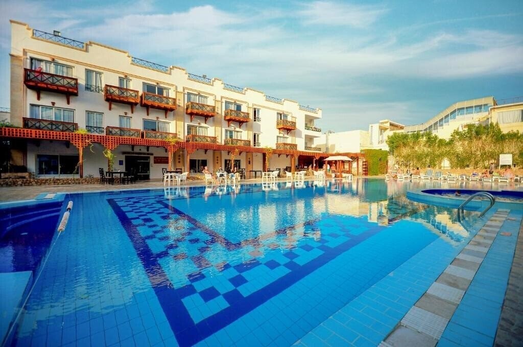 Отель Falcon Naama Star 3*