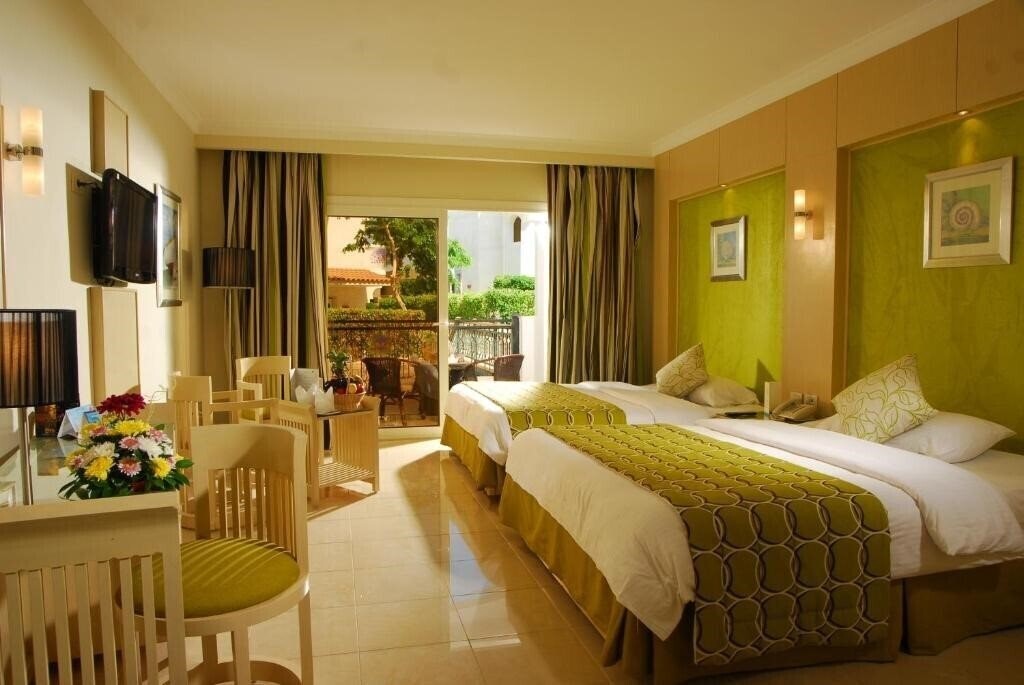 Фото Naama Bay Hotel & Resort 5*