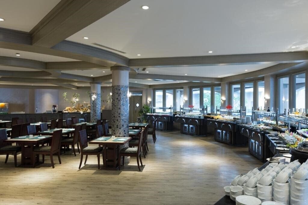 Фотографія Naama Bay Hotel & Resort (ex. Tropitel Naama Bay, Nama Bay Hotel Resorta) 5*