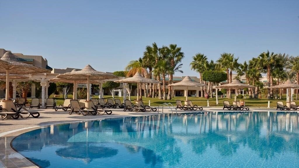 Фотографія Coral Sea Holiday Resort & Aqua Park 5*