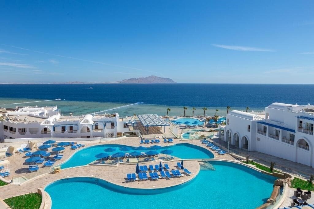 Отель Fun & Sun Family Albatros Palace 5*