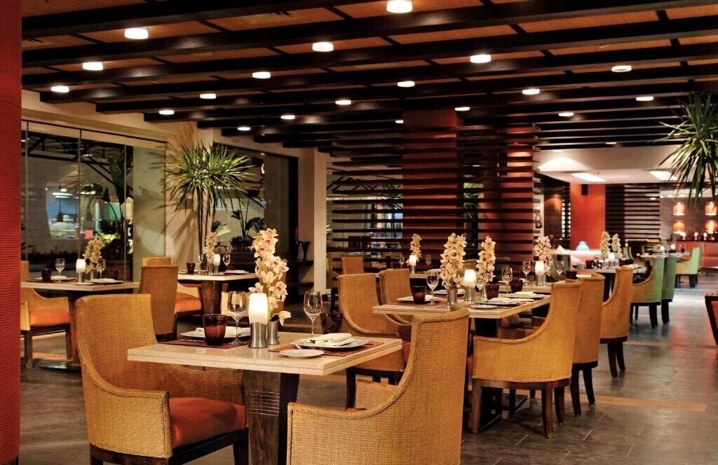 Фотографія Grand Rotana Resort & SPA 5*