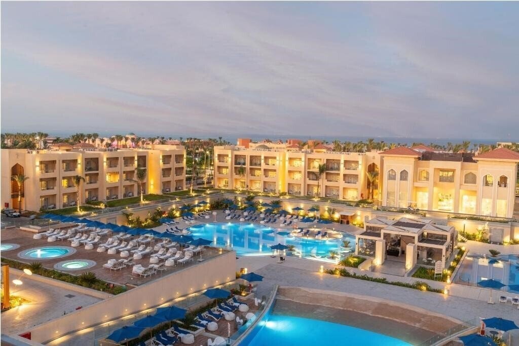 Готель Cleopatra Luxury Resort Sharm (Adults Only) 5*