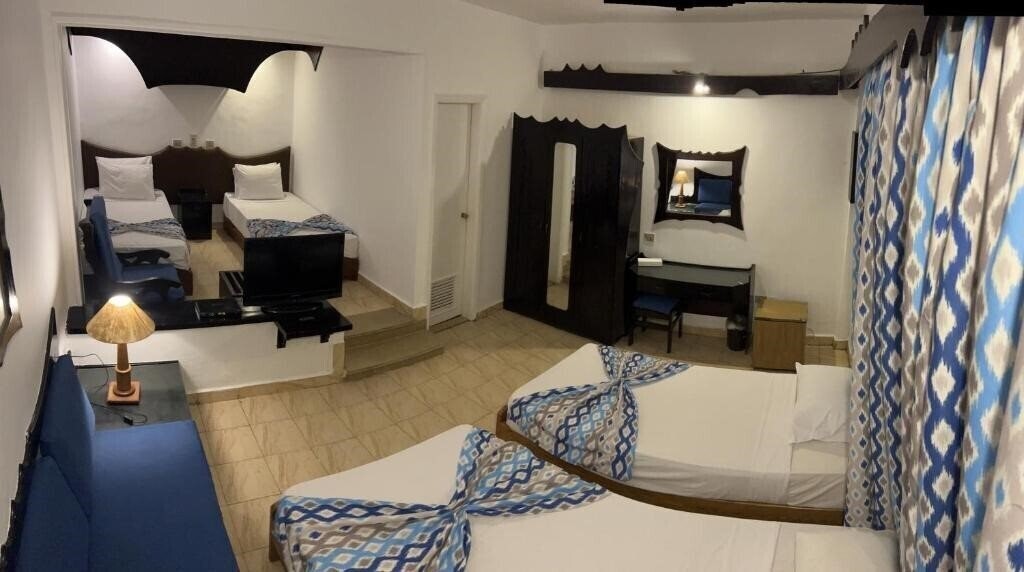 Готель Aida Hotel 3*