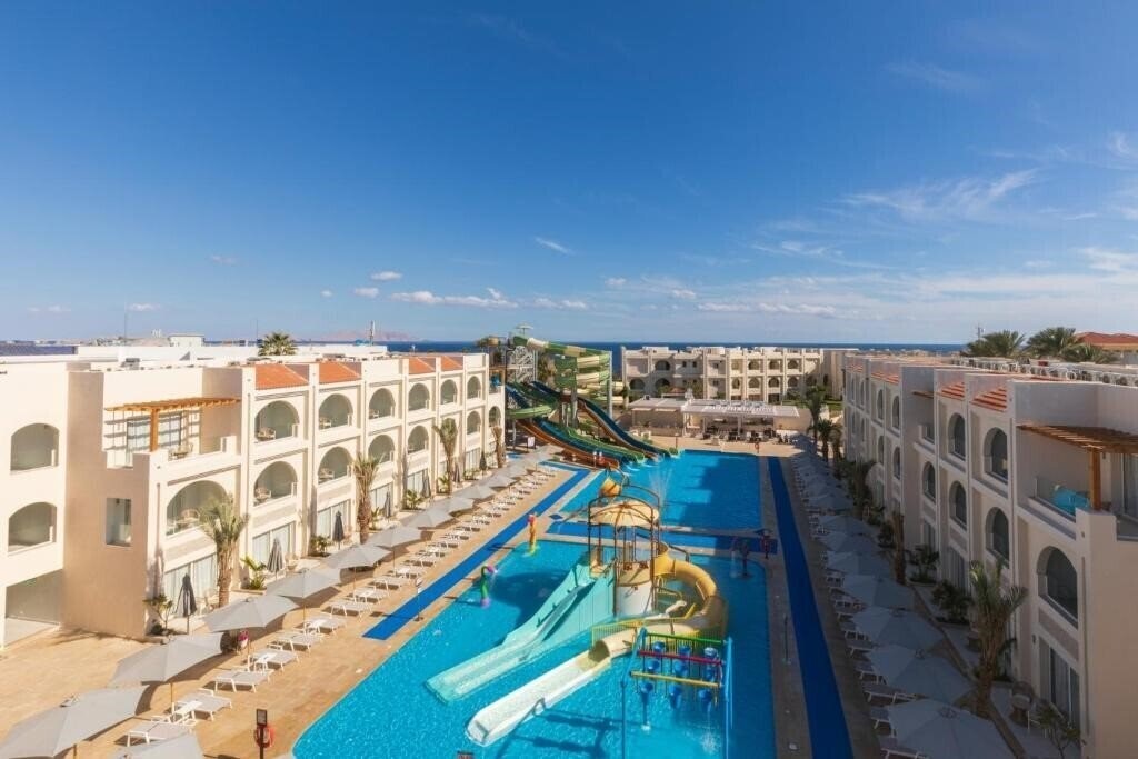 Фото Posh Club by Sunrise Montemare Resort 5*