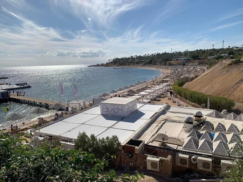 Отель Domina Coral Bay Harem 5*