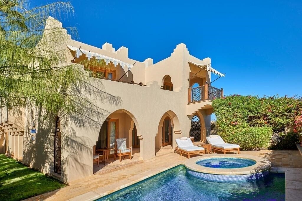 Фото Four Seasons Resort Sharm El Sheikh 5*