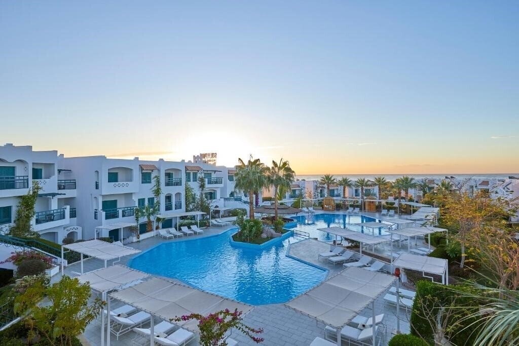 Отель Jaz Neo Naama Bay 4*
