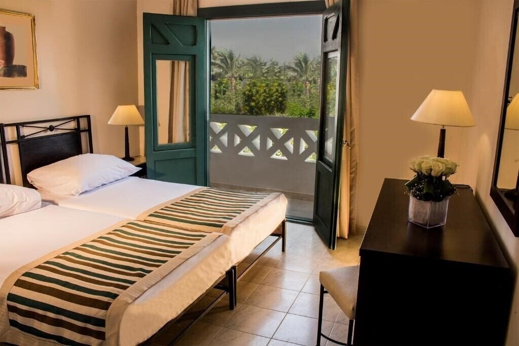 Фото Jaz Neo Naama Bay 4*