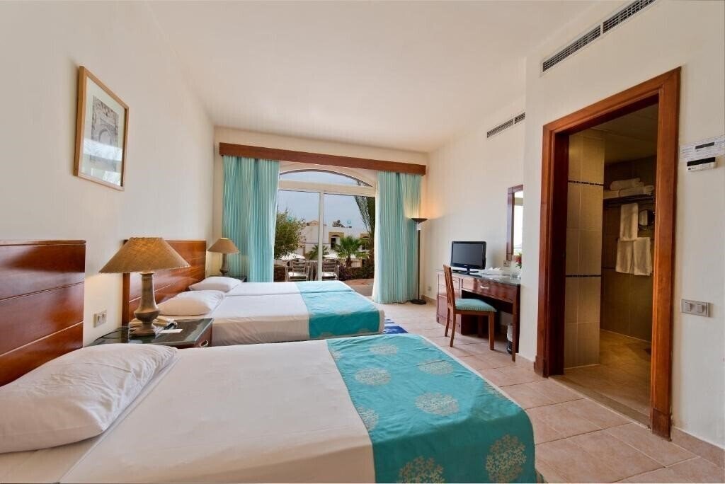 Фото Amphoras Blu (ex. Otium Park Amphoras Blu Resort) 4*