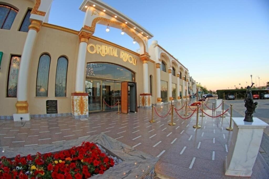Отель Oriental Rivoli Hotel 4*
