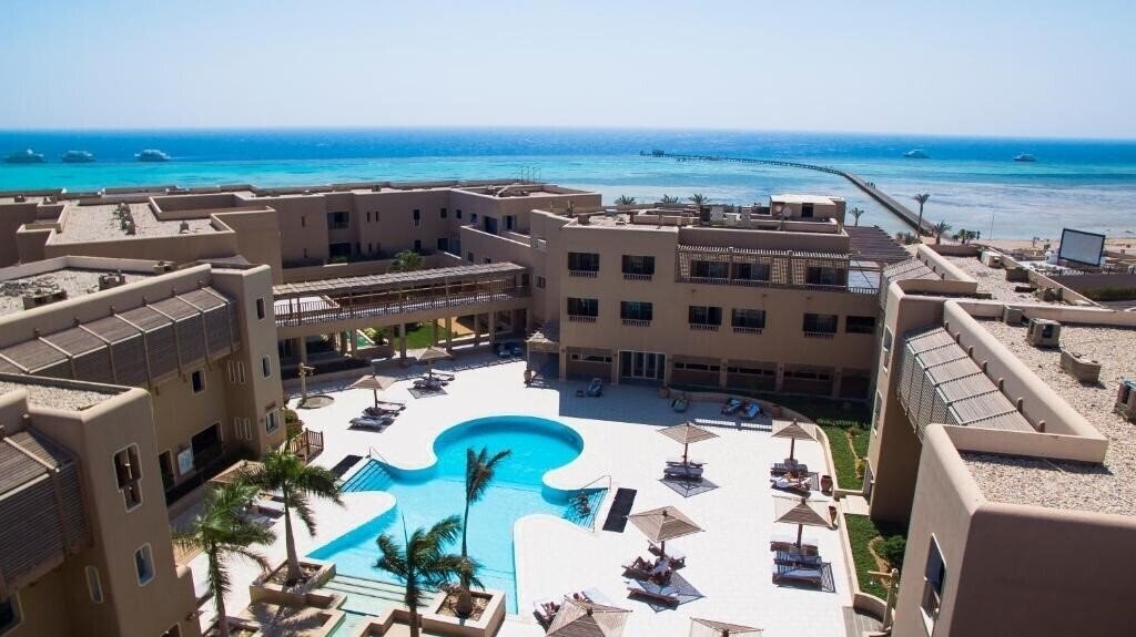 Фотография The Breakers Diving & Surfing Lodge 4*