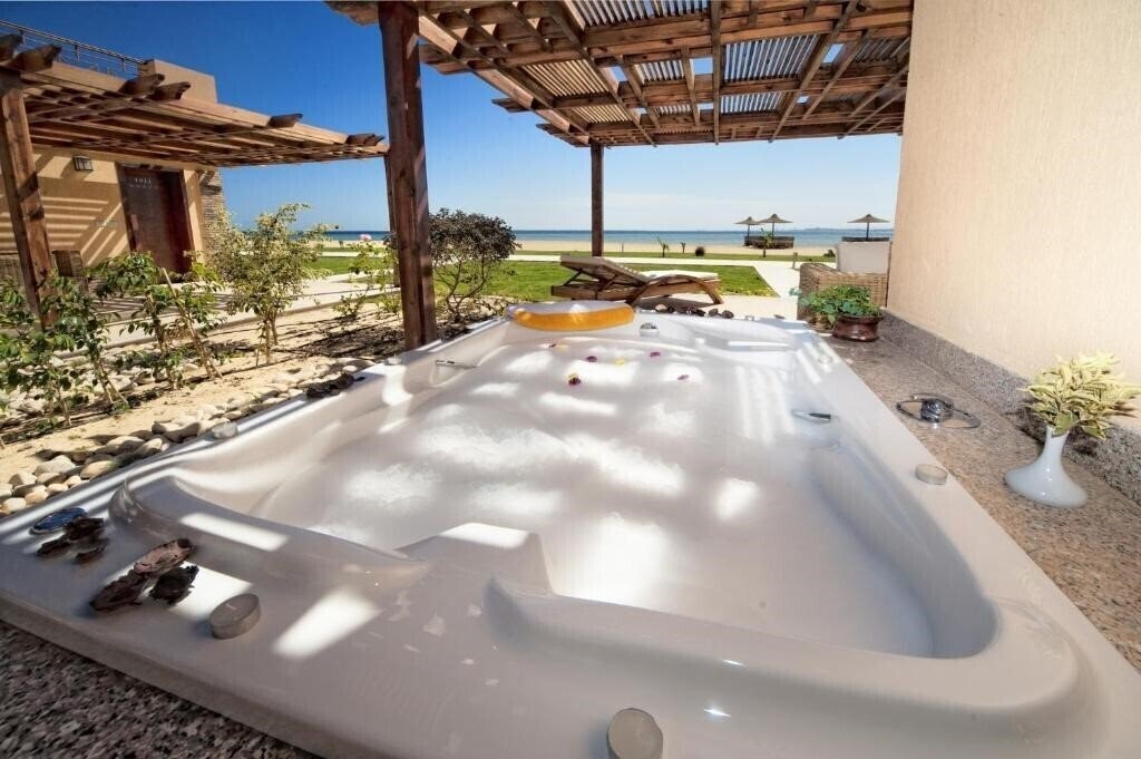 Фото Shams Prestige Abu Soma Resort 5*