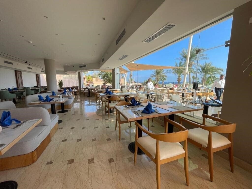 Фотографія Shams Prestige Abu Soma Resort 5*