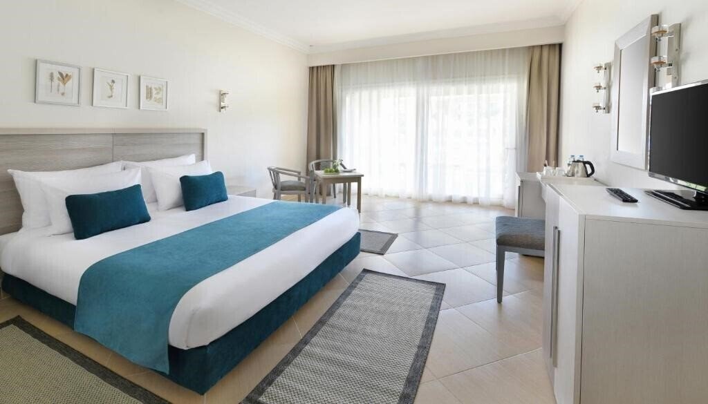 Картинка Jaz Soma Beach (ex. Solymar Soma Beach) 4*