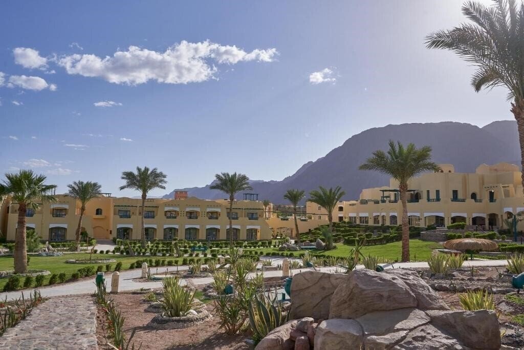 Фотографія Bay View Resort Taba Heights (ex. Marriott Taba) 5*