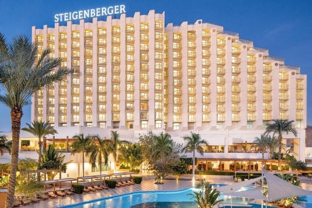 Отель Taba Hotel & Nelson Village 5*