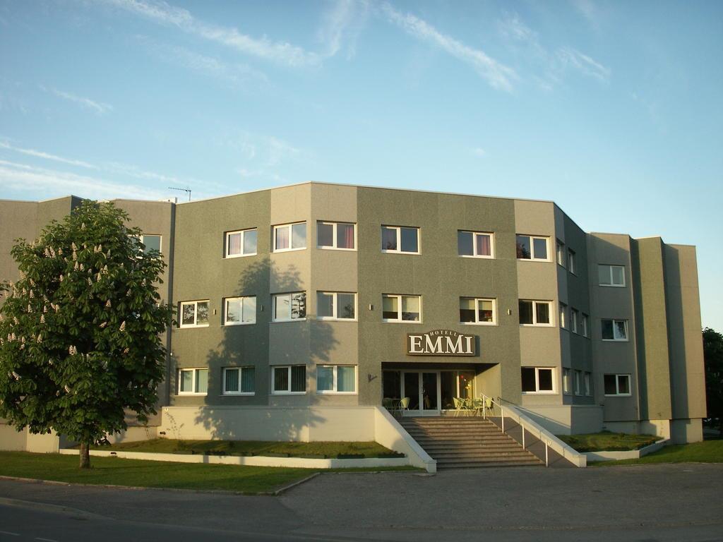 Готель Emmi 3*