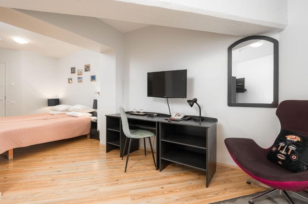 Картинка Emmi 3*