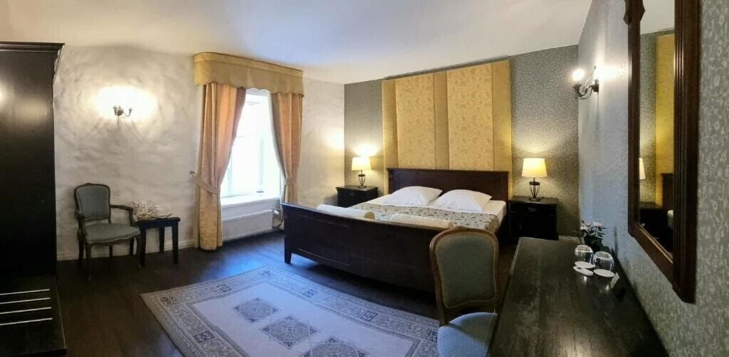 Фото Taanilinna Hotel 4*
