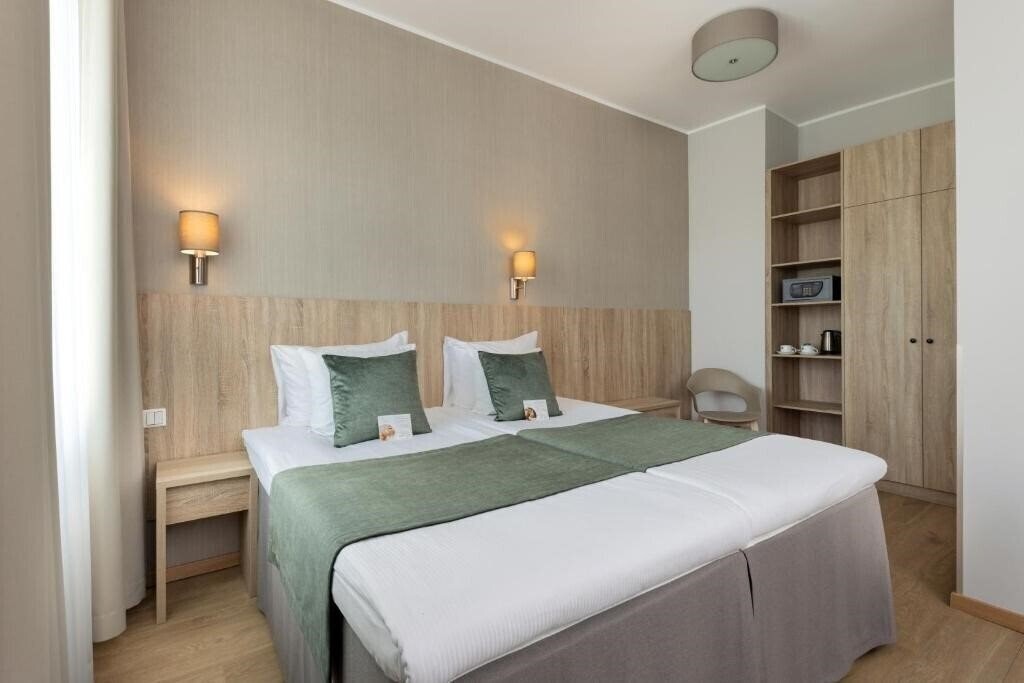 Отель Kreutzwald Hotel Tallinn 3*