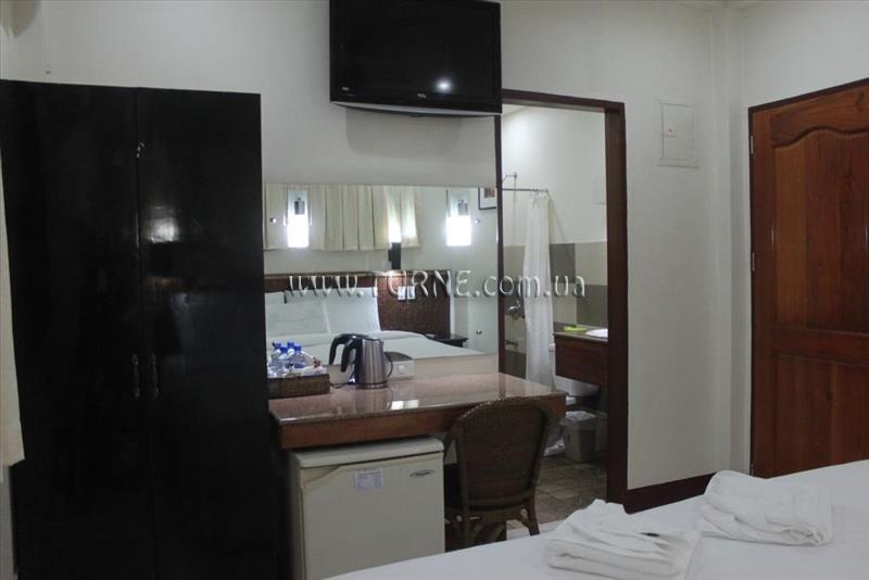 Фотографія Lost Horizon Beach Dive Resort 4*