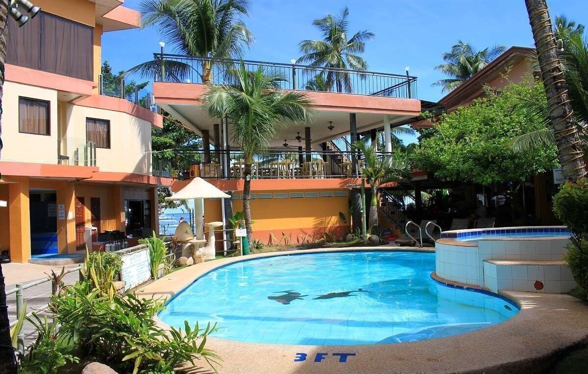 Готель Lost Horizon Beach Dive Resort 4*