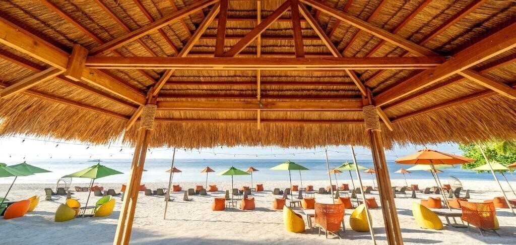 Фото Oceanica Resort Panglao, Bohol 4*