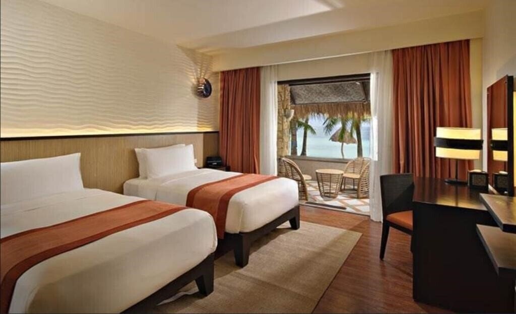 Картинка Oceanica Resort Panglao, Bohol 4*