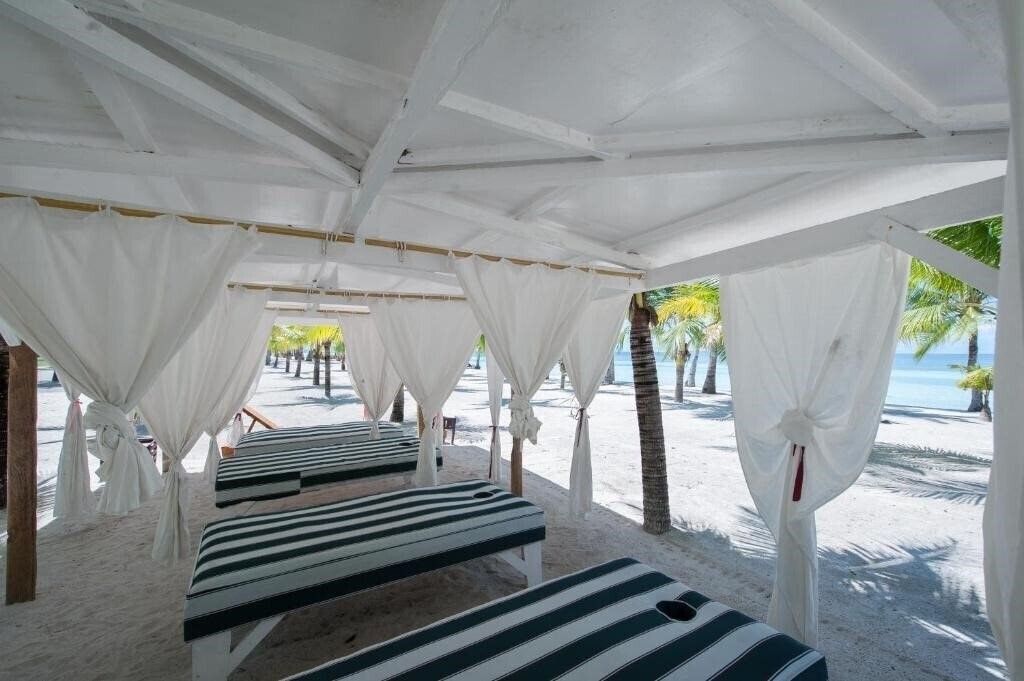 Фото Bohol Beach Club 3*