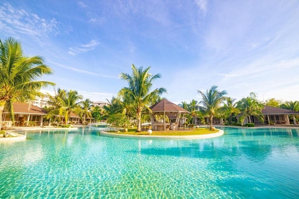 Готель Bohol Shores 5*