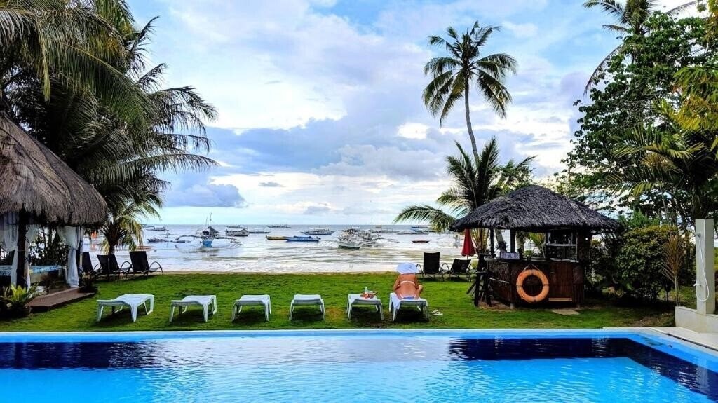 Фото Bohol South Beach Hotel 3*