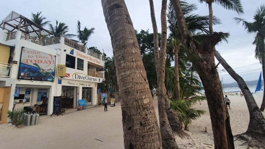 Фото Divegurus Boracay Beach Resort 3*