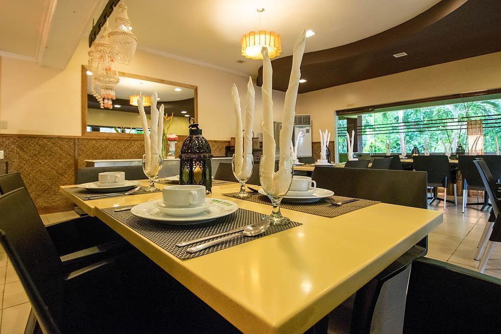 Готель Boracay Ecovillage Resort And Convention Center 3*