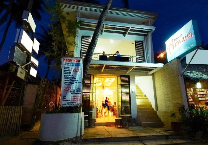 Фотографія Arwana Hotels & Restaurant Boracay 2*