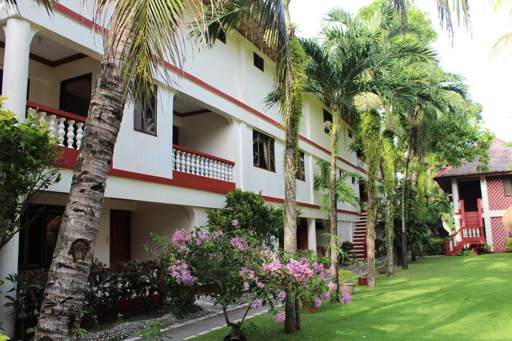 Готель Tonglen Beach Resort 3*