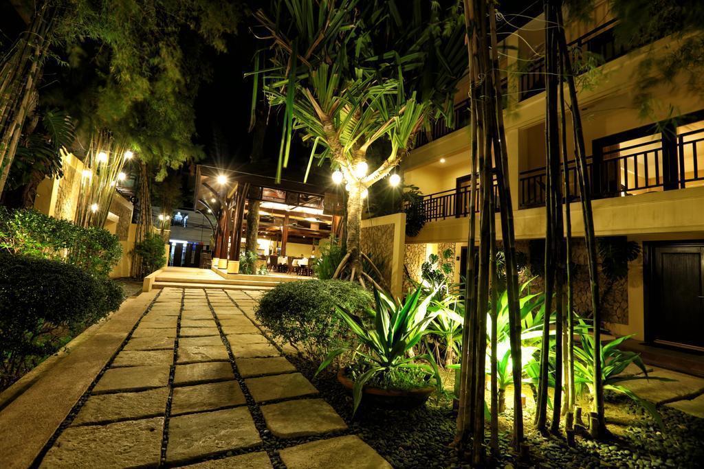 Фото Canyon Hotels & Resorts Boracay 3*