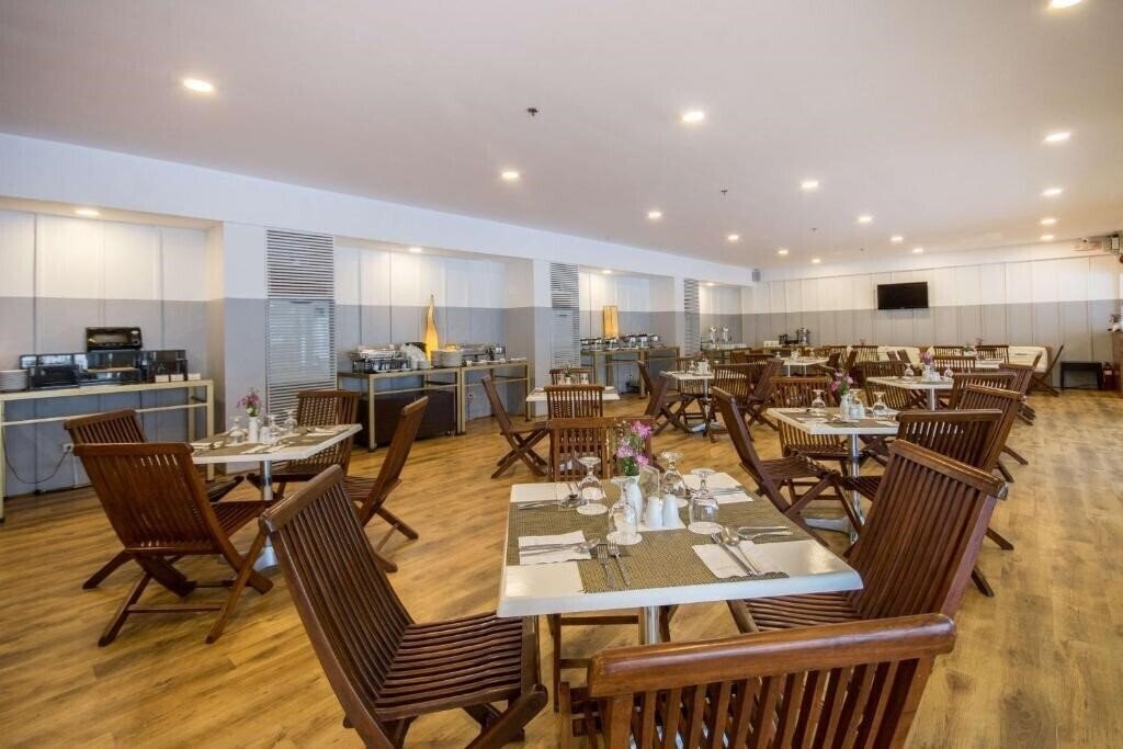 Фотографія The Tides Boracay 3*