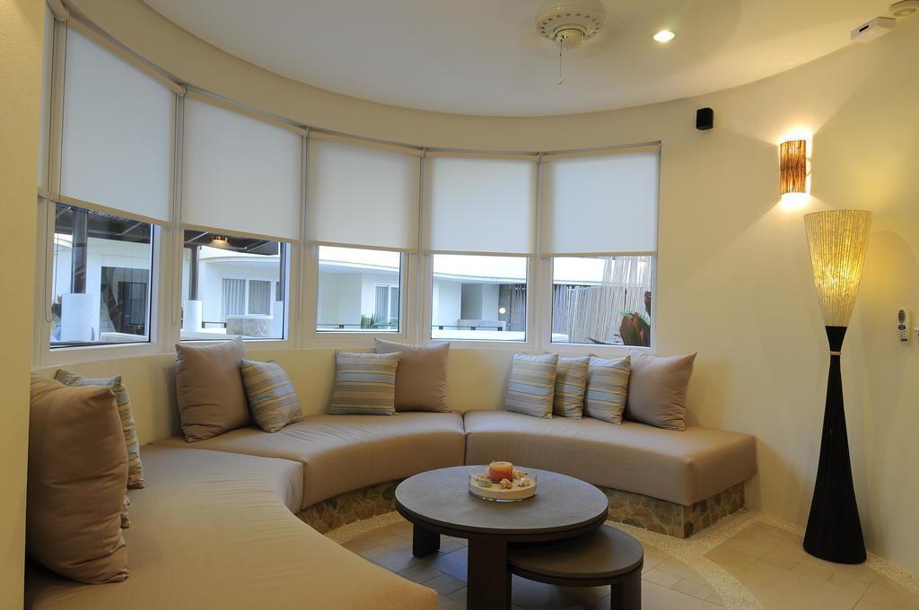 Картинка 7 Stones Boracay Suites 4*