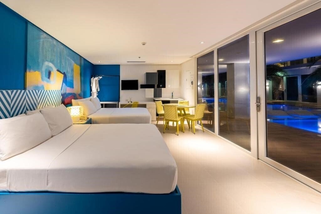 Фото Astoria Current 4*