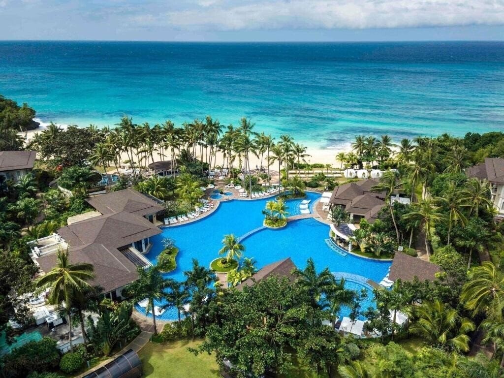 Отель Movenpick Resort & SPA Boracay 5*