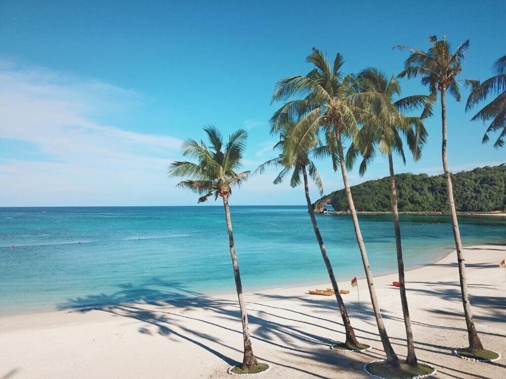 Отель Savoy Hotel Boracay 4*