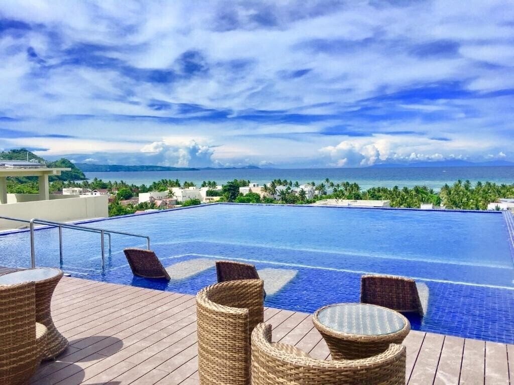 Готель Altabriza Resort Boracay 3*