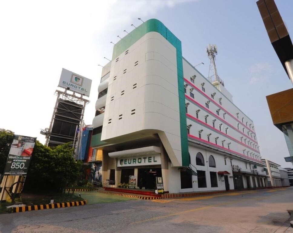 Готель Eurotel Las Pinas 3*