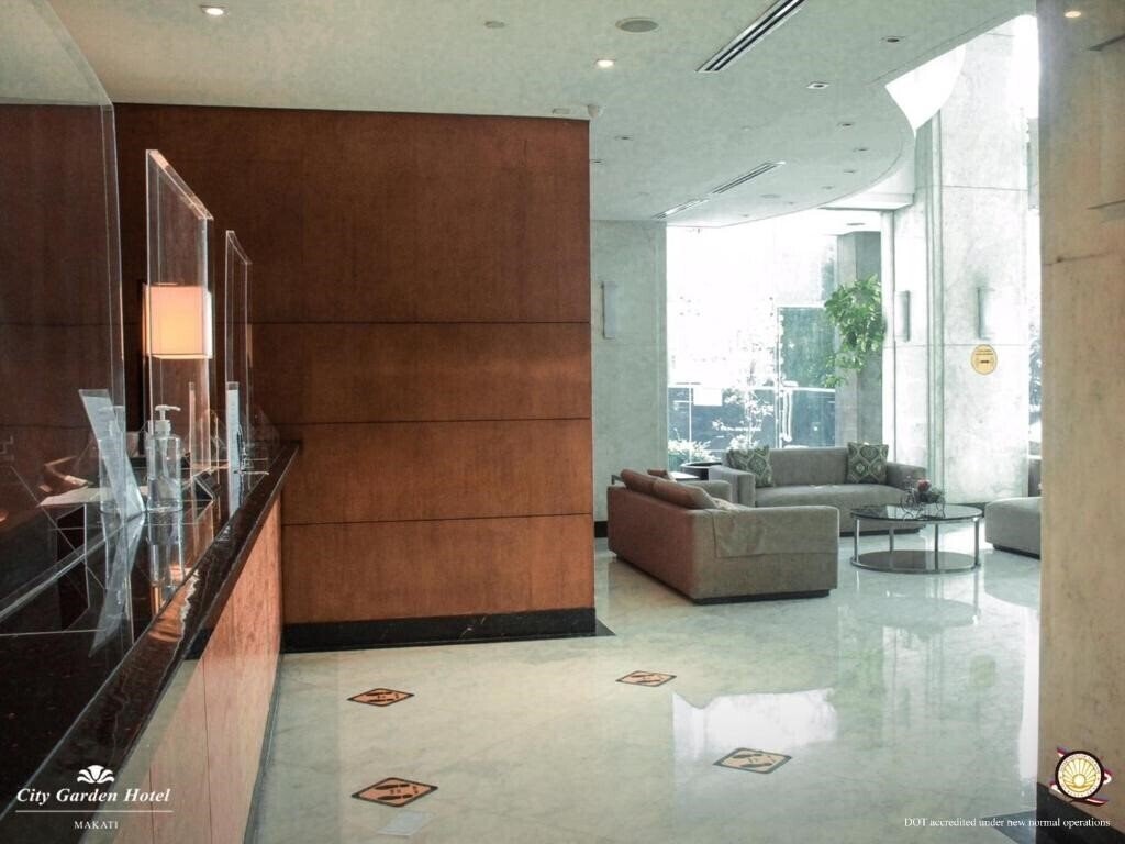 Изображение City Garden Hotel Makati 4*